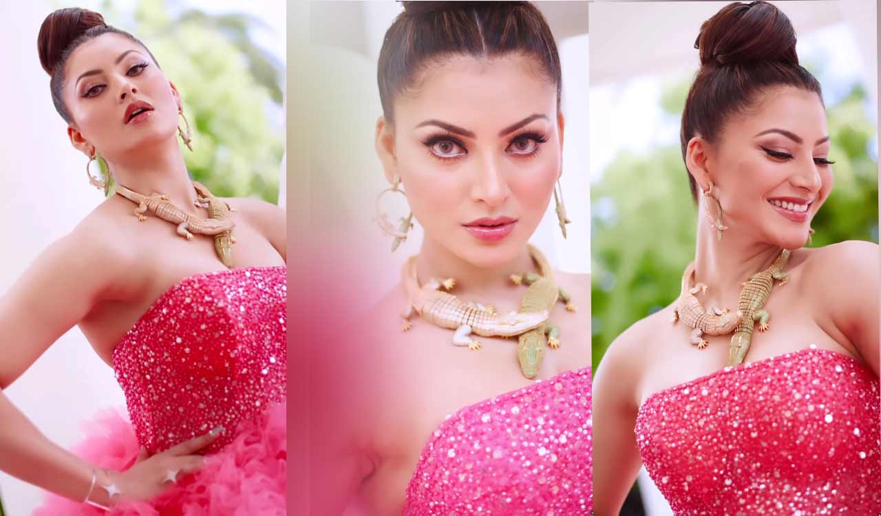 Cannes Urvashi Rautela Adds A Crocodile Necklace To A Pink Tulle