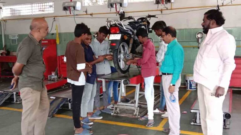 ఉద్యోగ శిక్షణ నుండి ఎక్కువ ప్రయోజనం పొందండి