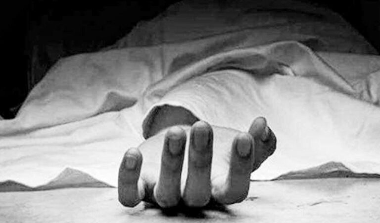 Hyderabad: Man kills daughter because she is constantly on the phone