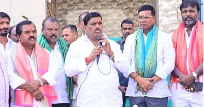 ప్రతి ఇంటికీ మిషన్ భగీరథ నీళ్లు