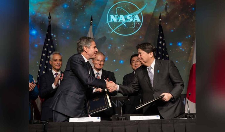 U.S., Japan sign deep space exploration agreement at NASA headquarters