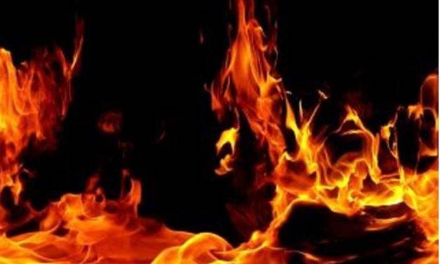 సిలిండర్ పేలి ఒకే కుటుంబానికి చెందిన ఆరుగురు మృతి చెందారు