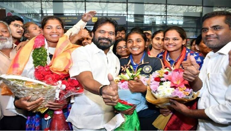 T20 ప్రపంచ కప్ స్టార్ త్రిష గొంగడికి స్వాగతం