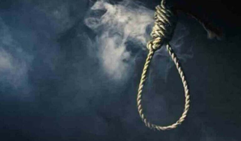 Mancherial found daily wage worker hanged