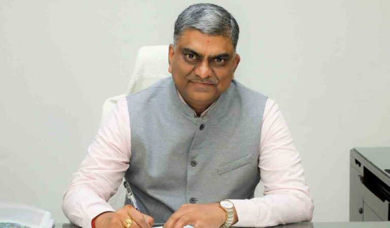 K Raveen Kumar Reddy as PCCM for SCR