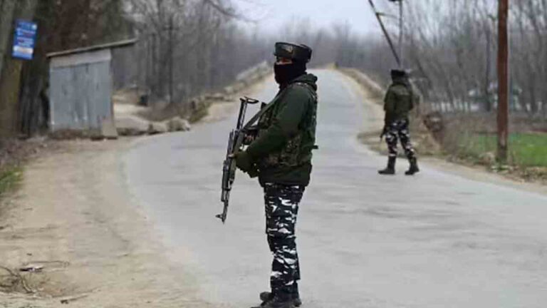 బారాముల్లా ఎన్కౌంటర్లో ఇద్దరు లష్కర్ లష్కర్ ఉగ్రవాదులు హతమయ్యారు – నమస్తే తెలంగాణ