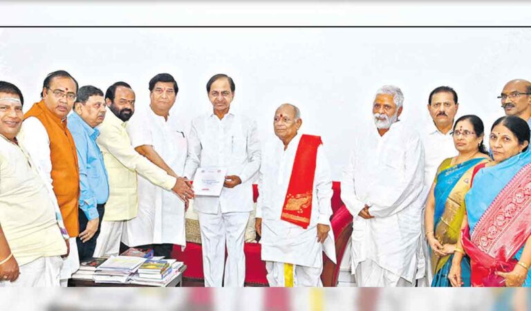 Brahmin Sadhan made ideal spiritual center: CM KCR