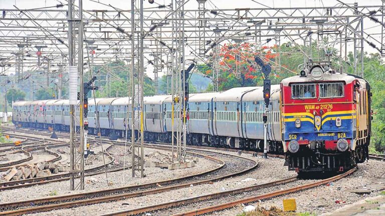 రైళ్లలో పెంపుడు జంతువులు | రైళ్లలో పెంపుడు జంతువులతో ప్రయాణం.. త్వరలో ఆన్లైన్ బుకింగ్ – నమస్తే తెలంగాణ