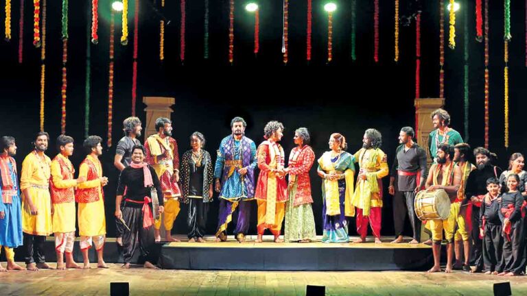 తెలంగాణ తల్లి నుదుటిపైన సాంస్కృతిక తిలకం – నమస్తే తెలంగాణ