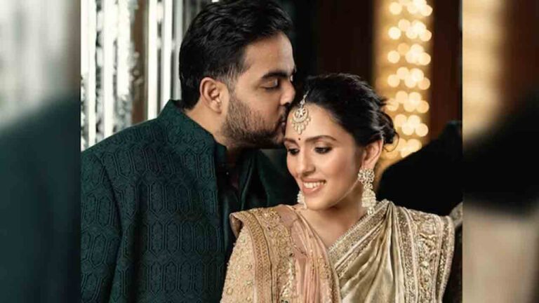 ముకేశ్ అంబానీ | ముఖేష్ అంబానీ రెండోసారి తాత అయ్యాడు.