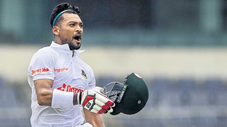 నజ్ముల్ మరియు మోమినుల్ సెంచరీలు