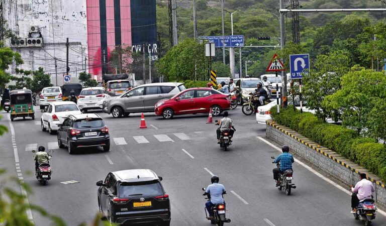 Hyderabad: Traffic police’s one-way plan at Filmnagar Temple – 45 Jubilee Hill Road gets confused