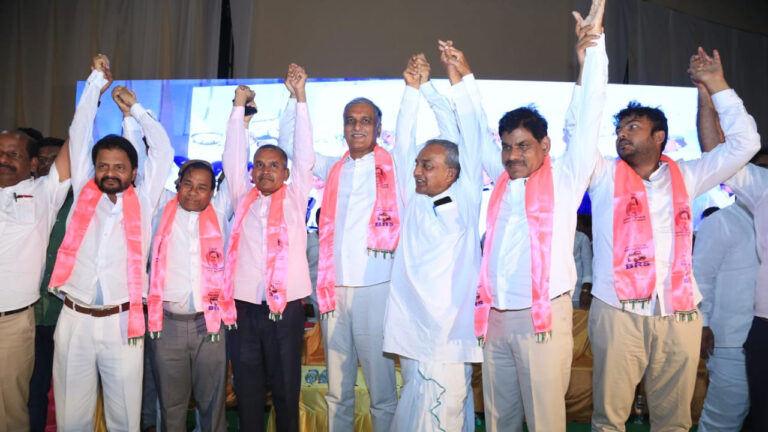 మంత్రి హరీష్ రావు |ఎవరు ఎన్ని ట్రిక్కులు ఆడినా కేసీఆర్ హ్యాట్రిక్ కొడతారు: హరీష్ రావు-నమస్తే తెలంగాణ మంత్రి