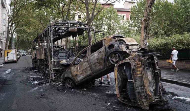 600 arrested, 200 police injured in third night of French teen killing protests