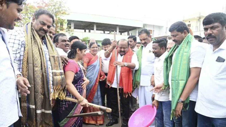 మంత్రి గంగుల |కరీంనగర్ను గొప్పగా తీర్చిదిద్దుతాం: మంత్రి గంగూర-నమస్తే తెలంగాణ