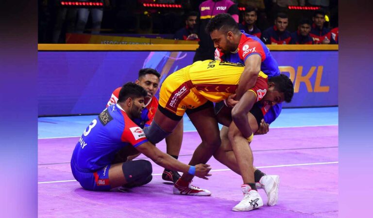 Solid defence helps Haryana Steelers to clinch 37-30 win over Telugu Titans-Telangana Today