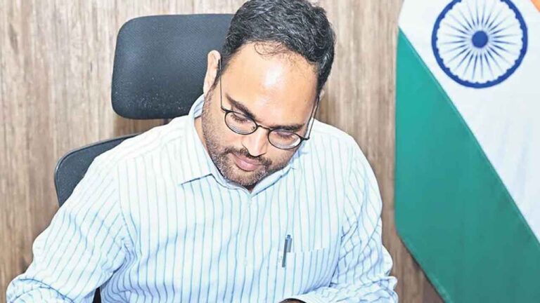 జాబితాలో తప్పులు ఉండొద్దు