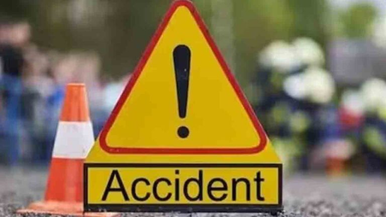 Road Accident | శుభకార్యానికి వెళ్లివస్తుండగా రోడ్డు ప్రమాదం.. ఆరుగురు వ్యక్తులు దుర్మరణం-Namasthe Telangana