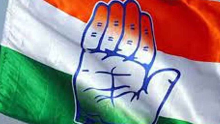 నల్లగొండలో కాంగ్రెస్ పోటీ సభ-Namasthe Telangana