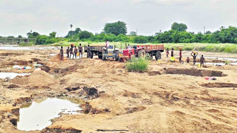 సర్కారు క్వారీ.. ప్రైవేటు స్వారీ-Namasthe Telangana