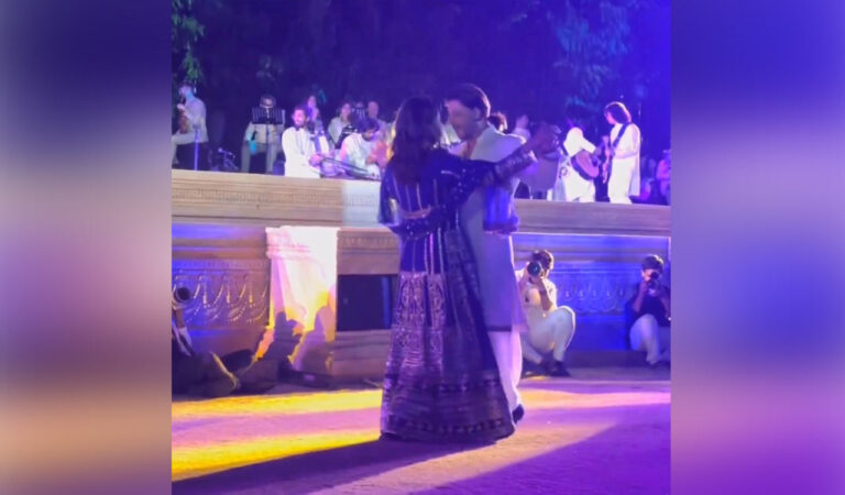 SRK, Gauri Khan dance to ‘Main Yahaan Hoon’ at Anant-Radhika’s pre-wedding bash-Telangana Today