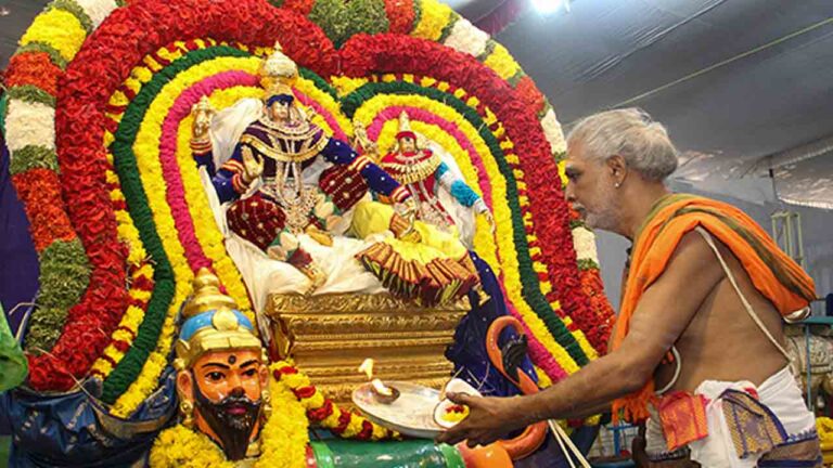 TTD | టోకెన్లు లేని భక్తులకు 18 గంటల్లో శ్రీవారి దర్శనం