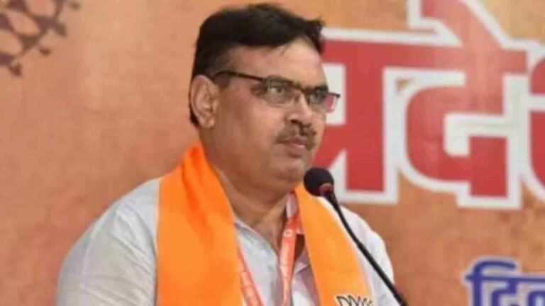 కాంగ్రెస్ మునిగే నావ..గెలుపుపై నమ్మకం లేక అభ్యర్ధుల మార్పు : బీజేపీ-Namasthe Telangana